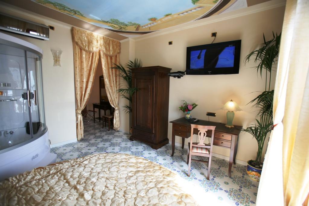 Hotel Sottovento Sant'Egidio del Monte Albino Exterior foto